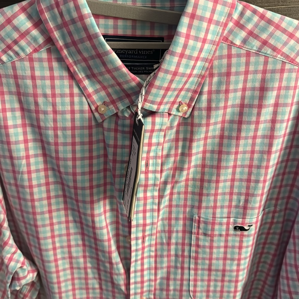 NWT Vineyard Vines Performance Shirt